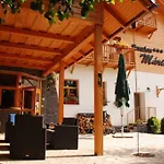 Maria 3*