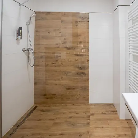玛丽亚公寓 3* Liptovský Mikuláš